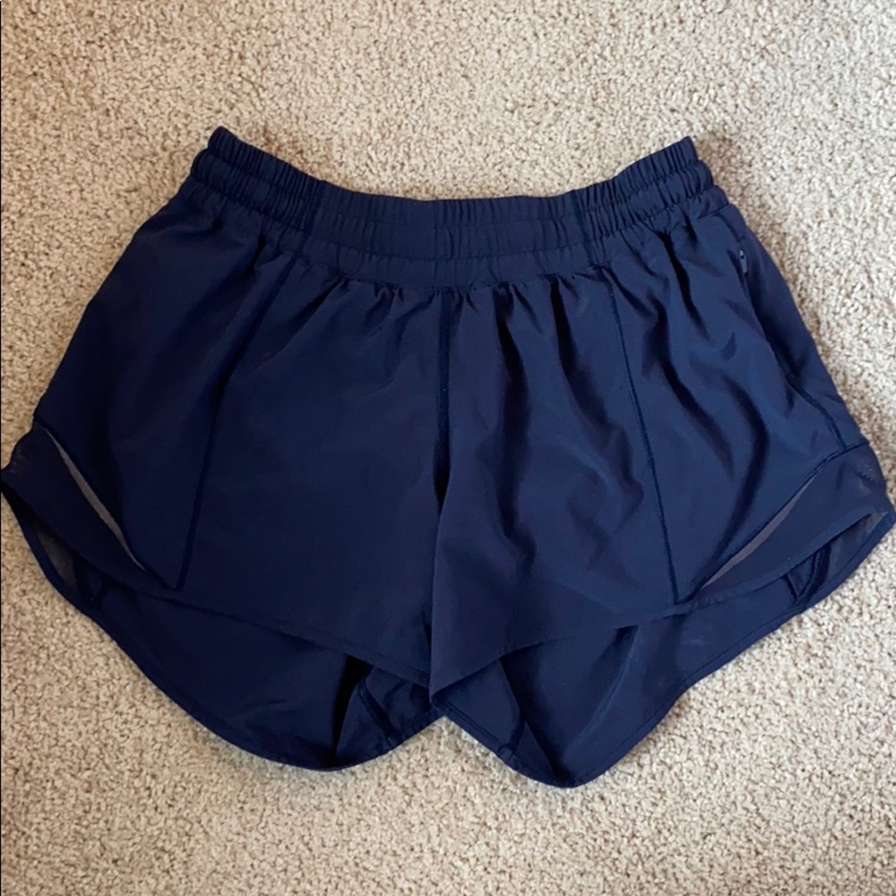 Lululemon tracker shorts in navy